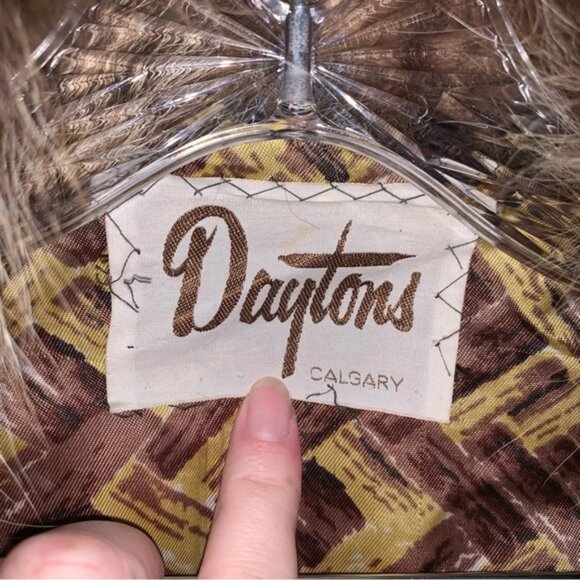 Vintage Daytons  Calgary Fur Coat Mid Length - Picture 3 of 12